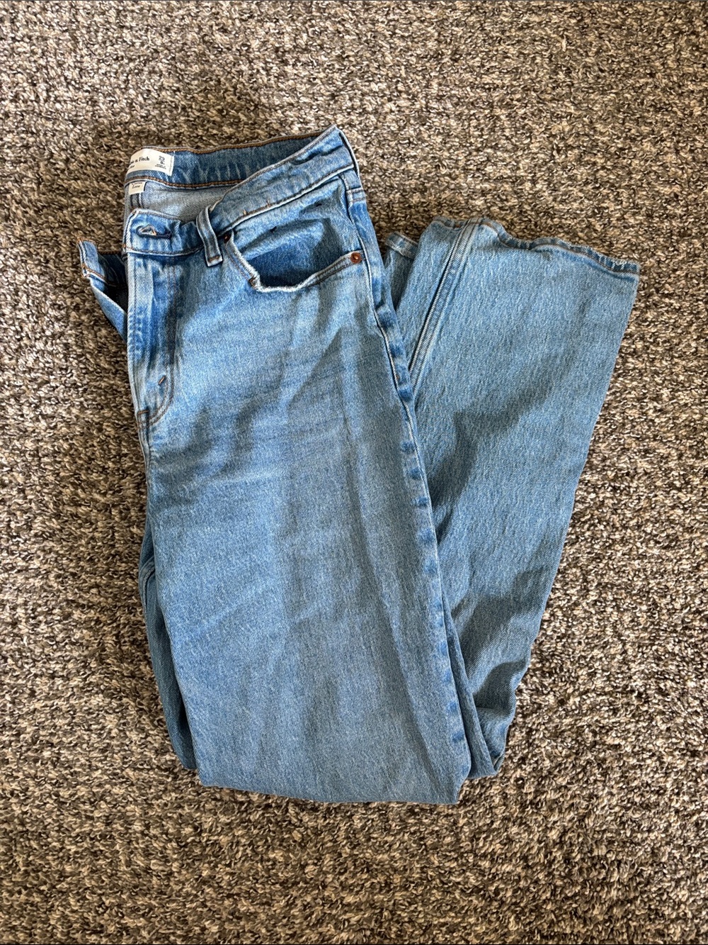 Classic Light Blue Women's Straight-Leg Jeans